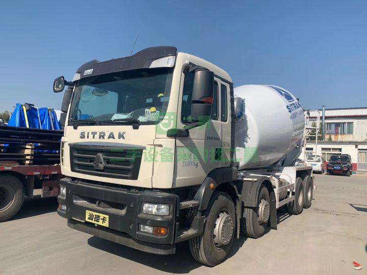 新到一批輕量化攪拌車，19年商品車，汕德卡重汽高端產品