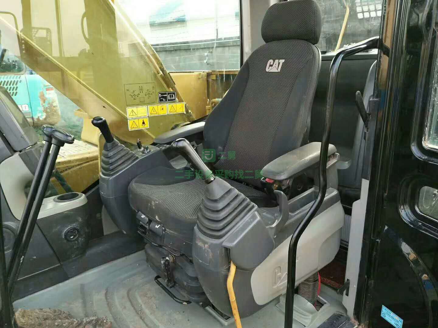 公司一手卡特320D，工程結(jié)束，低價出售，二手挖掘機