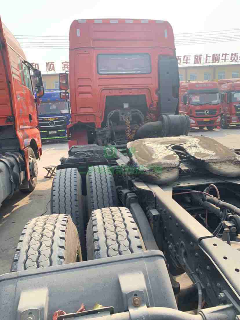 出售二手八成新的的德隆m3000牽引車