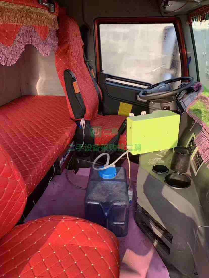 二手的解放430馬力牽引車出售