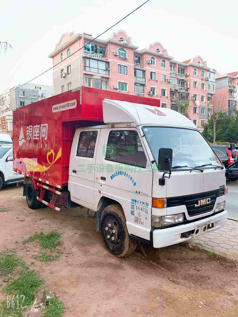 江鈴順達，精品雙排座，3.3，車況挑不出來毛病，發動機巔峰狀態，公里數少，備胎沒落地，車不好白送，