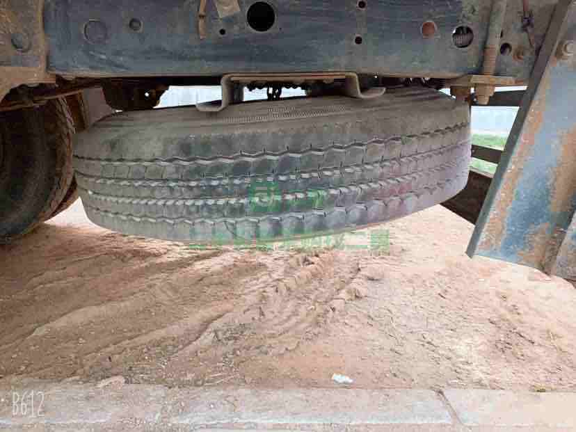 江鈴順達，精品雙排座，3.3，車況挑不出來毛病，發動機巔峰狀態，公里數少，備胎沒落地，車不好白送，