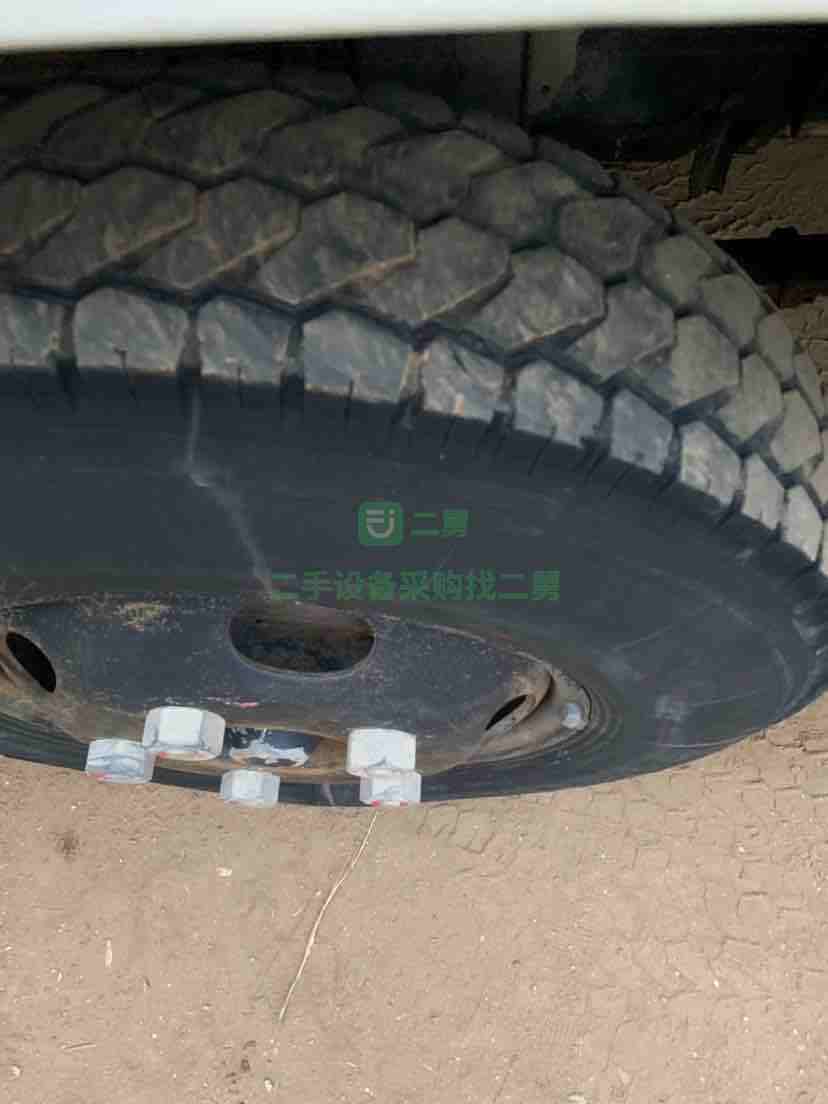 江鈴順達，精品雙排座，3.3，車況挑不出來毛病，發動機巔峰狀態，公里數少，備胎沒落地，車不好白送，