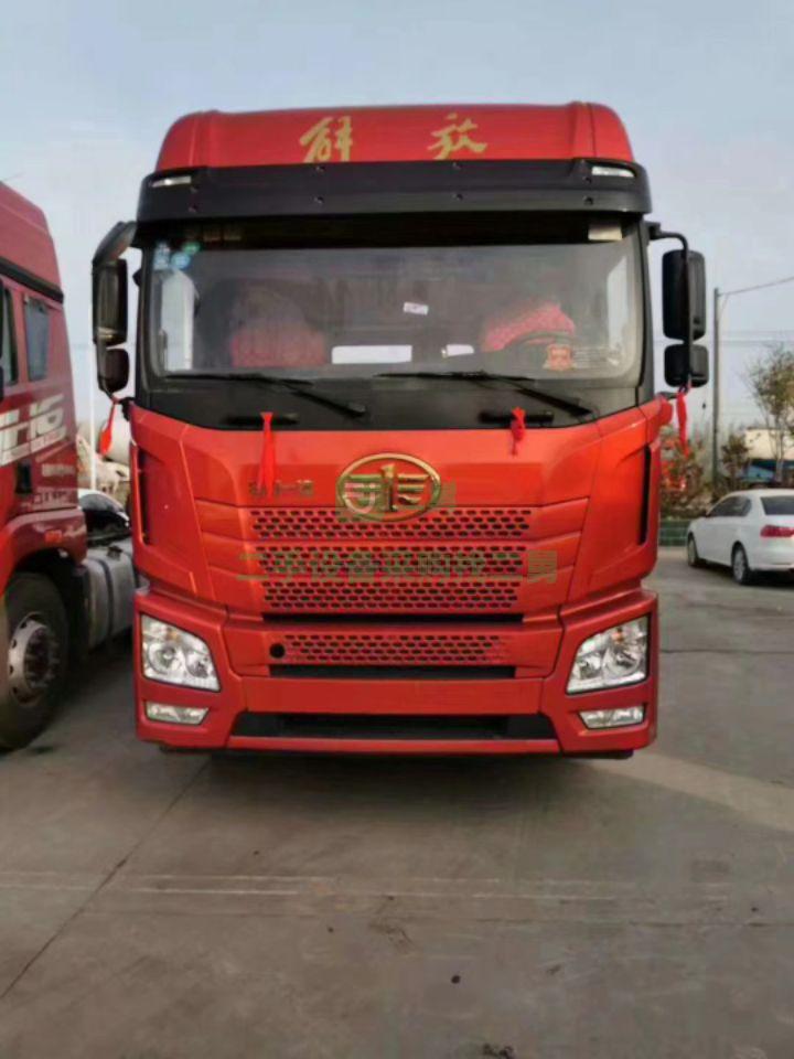 急售兩臺JH6牽引車頭 國五 400馬力濰柴 18年11月