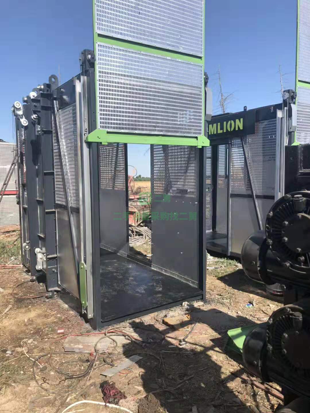 急售9成新施工電梯中聯(lián)陜西省西安市