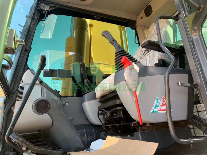 9成新原裝進口小松240-8N1挖掘機小松PC240LC-8