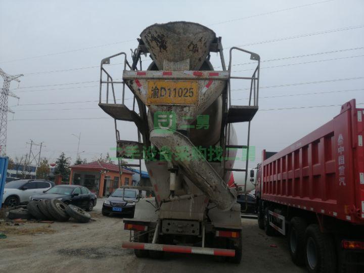 出售8成新豪沃攪拌車，大20方，國五排放