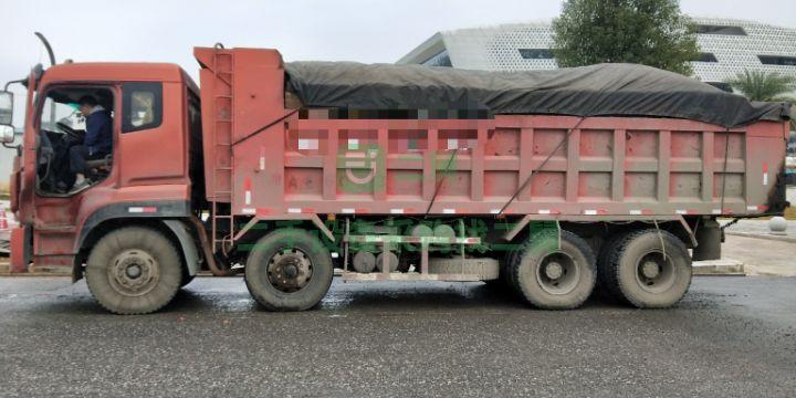 急售5成新自卸車重汽豪曼玉柴310