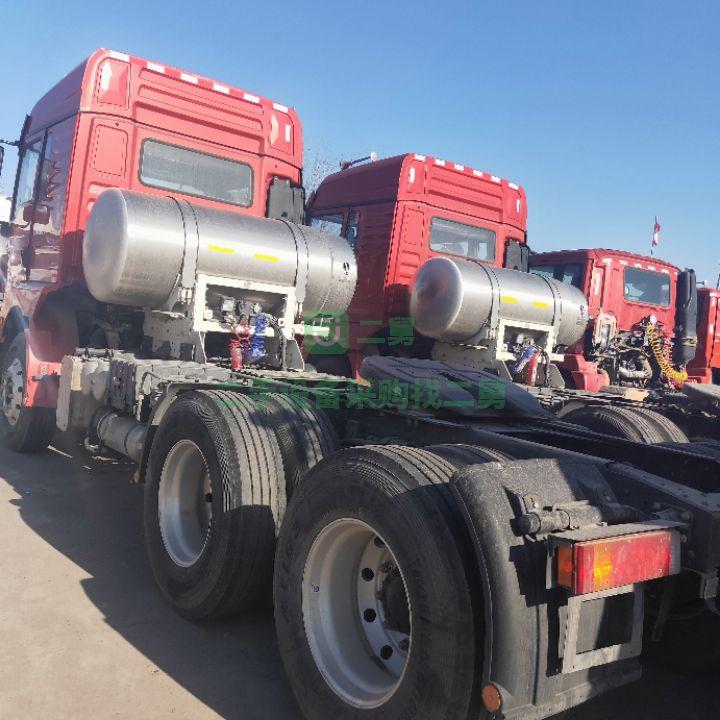出售一批庫存新車牽引車新M3000  380馬力