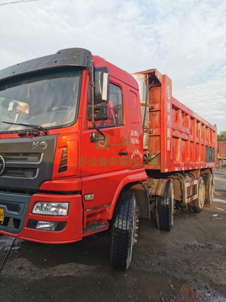 出售9成新陜汽軒德輕型自卸車濰柴270馬力，車箱6米