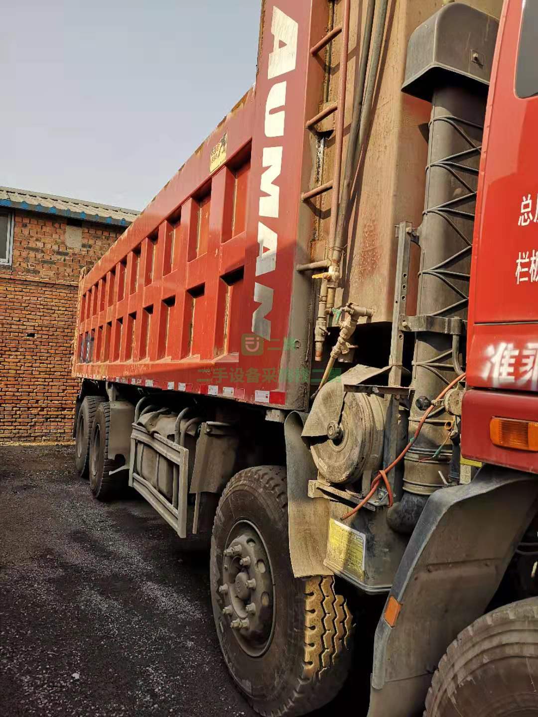 急售9成新自卸車歐曼8米長(zhǎng)，1.5米高河北省唐山市