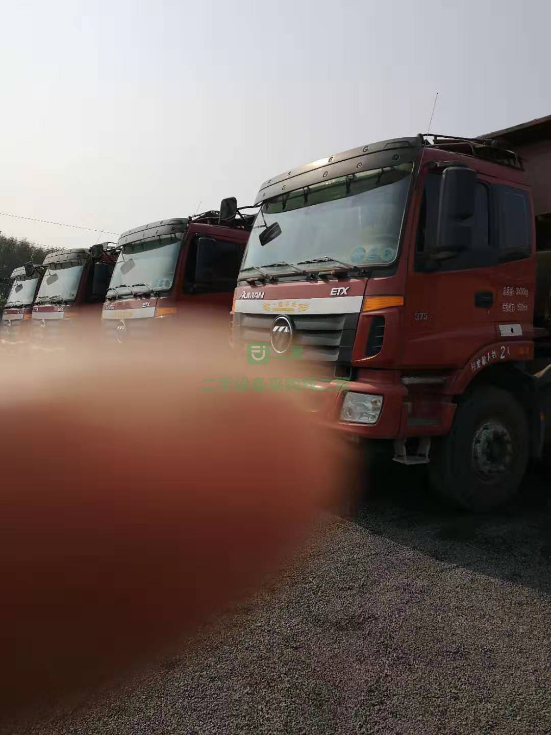 急售9成新自卸車歐曼8米長(zhǎng)，1.5米高河北省唐山市