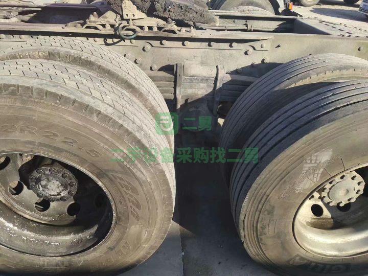 18年9月捍衛400馬力牽引車，國五排放，可分期付款，包提檔