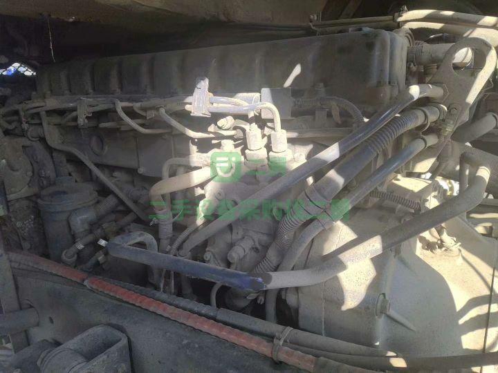18年9月捍衛400馬力牽引車，國五排放，可分期付款，包提檔