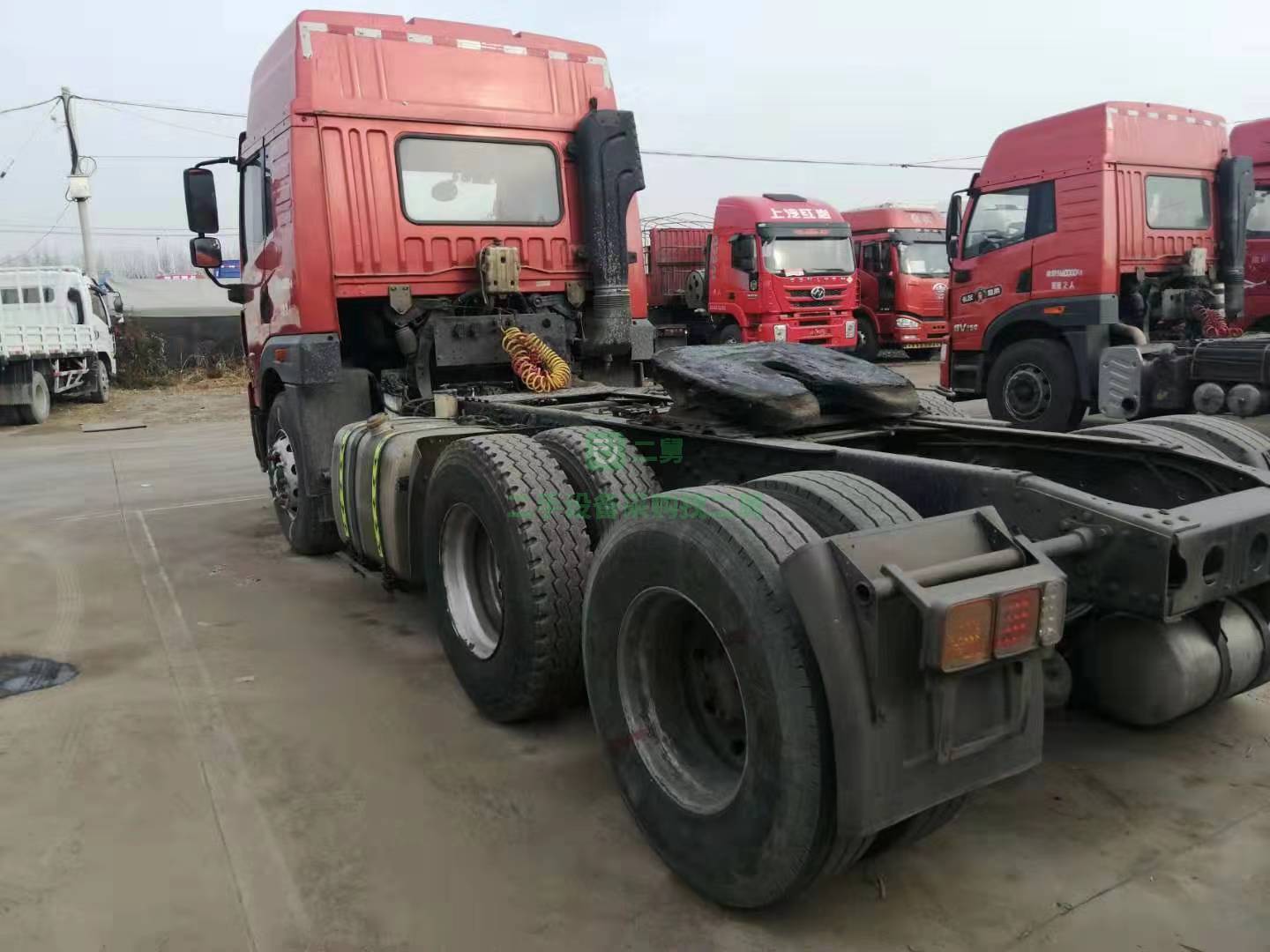 18年2月份悍V375國五排放雙驅(qū)輕體濰柴動力牽引車轉(zhuǎn)讓