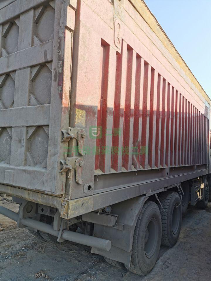 出售9成新毫沃中轉(zhuǎn)箱貨車(chē)重型380馬力長(zhǎng)8米河北省唐山市