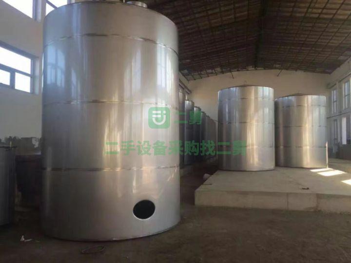 廠家轉(zhuǎn)讓20-100立方不銹鋼儲罐  不銹鋼儲罐可加工定做
