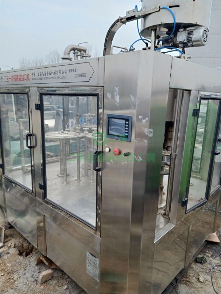 九成新18頭 24頭三合一灌裝機(jī) 現(xiàn)貨發(fā)售