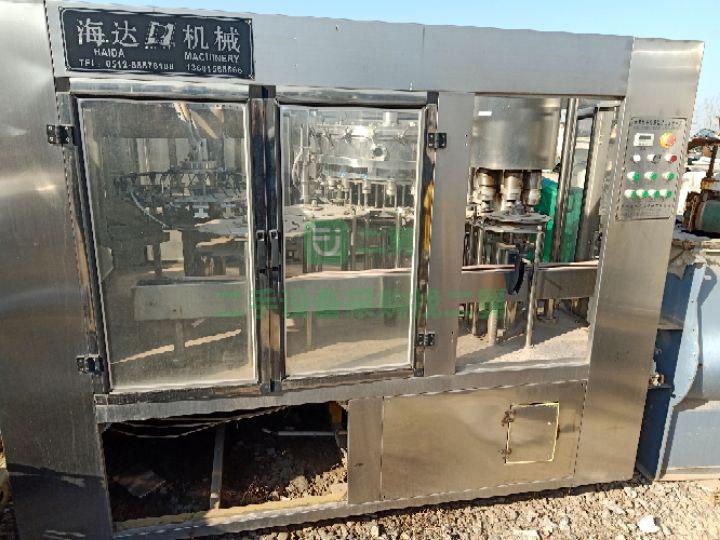 九成新18頭 24頭三合一灌裝機(jī) 現(xiàn)貨發(fā)售