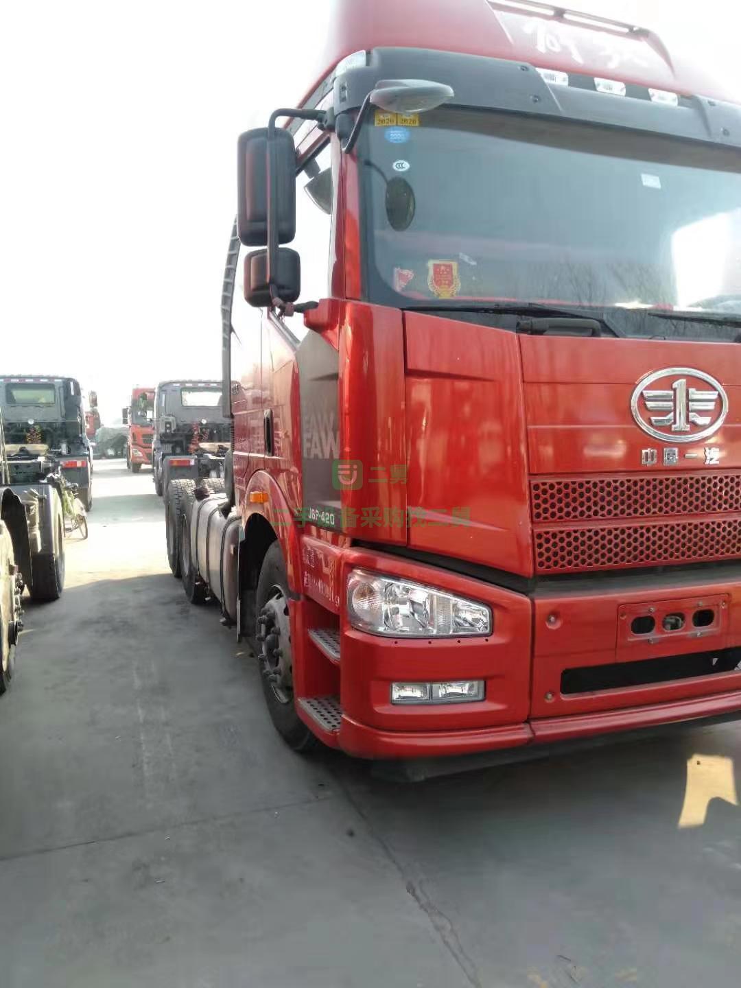 出售17年國五解放J6P國五牽引車