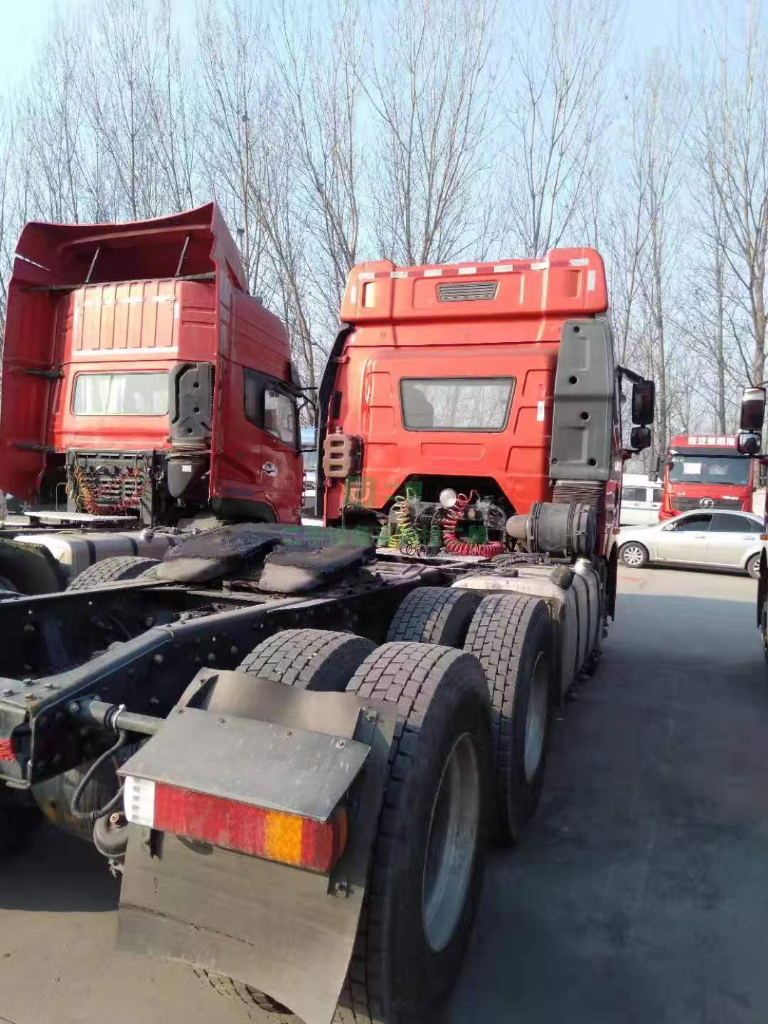 出售17年國五解放J6P國五牽引車