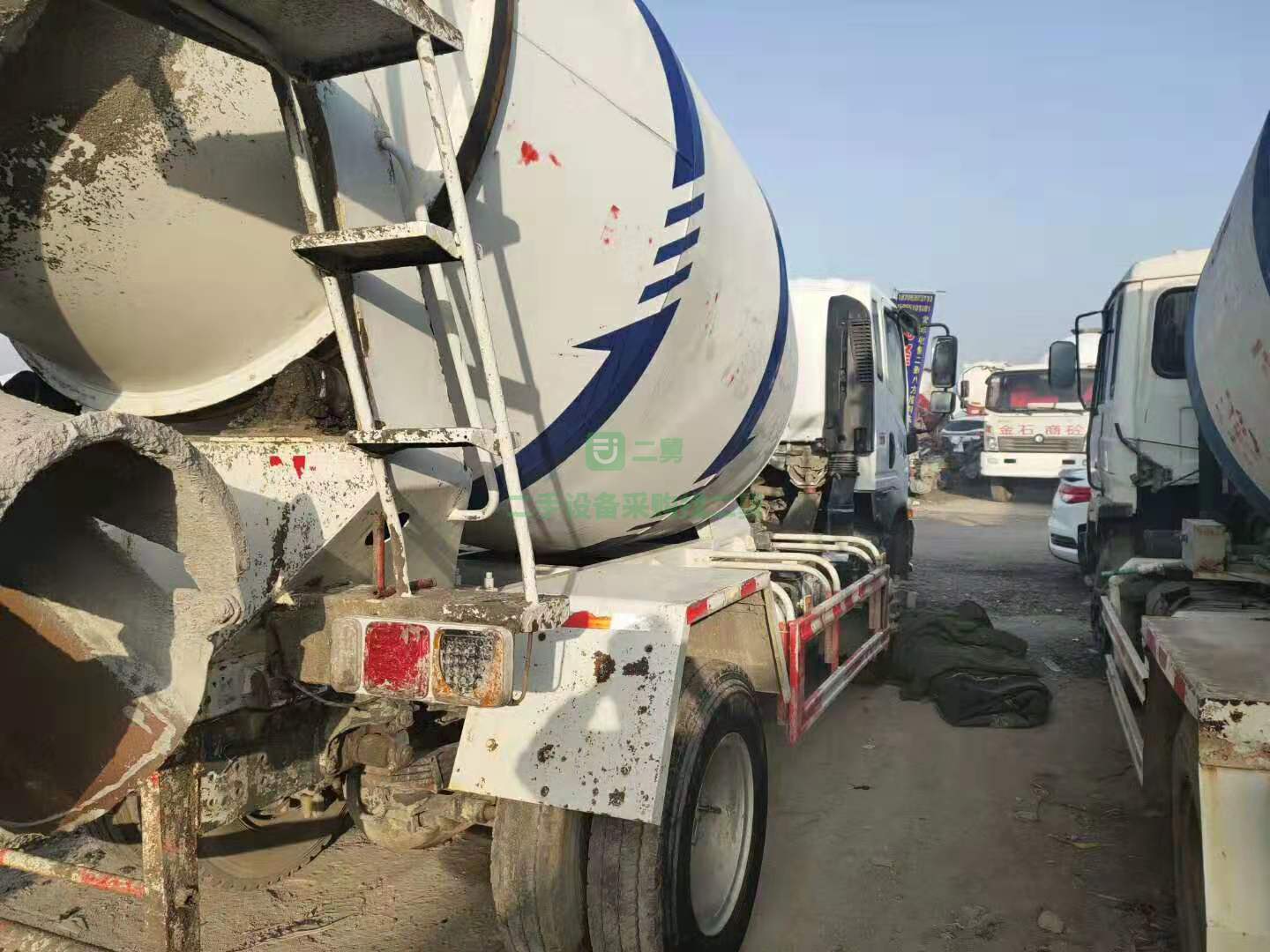 急售9成新攪拌車王牌7方罐，153后橋河南省開封市