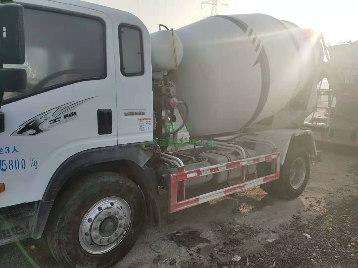 急售9成新攪拌車王牌7方罐，153后橋河南省開封市