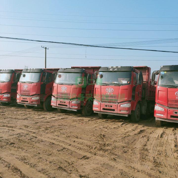 急售9成新自卸車二手解放J6 翻斗自卸車輕量化前四后八自卸車