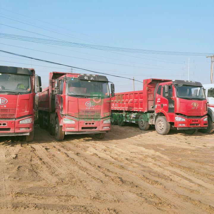 急售9成新自卸車二手解放J6 翻斗自卸車輕量化前四后八自卸車