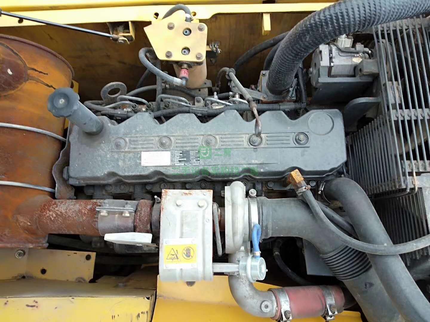 急售8成新二手挖掘機小松240-8MO回家包干活