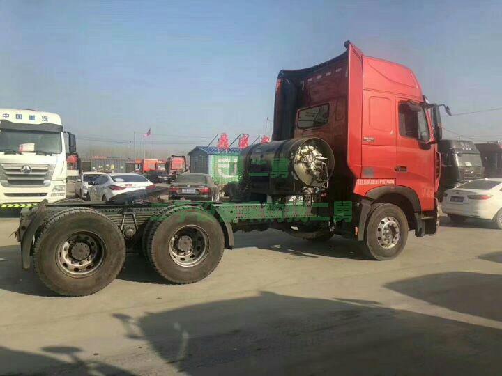 急售9成新牽引車重汽T7T7燒氣車，430馬力，支持分期