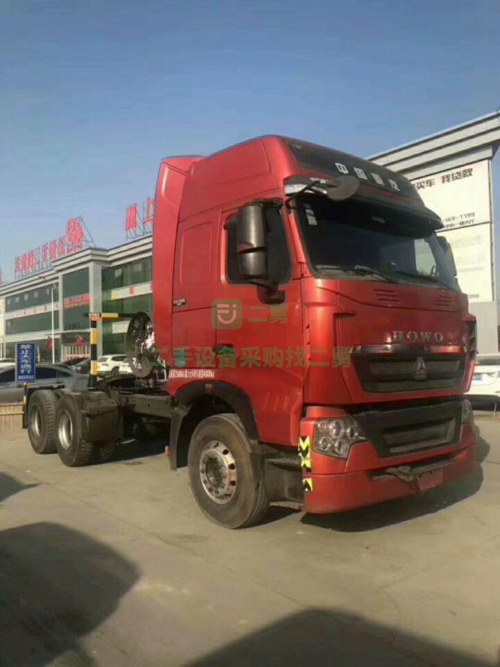 急售9成新牽引車重汽T7T7燒氣車，430馬力，支持分期