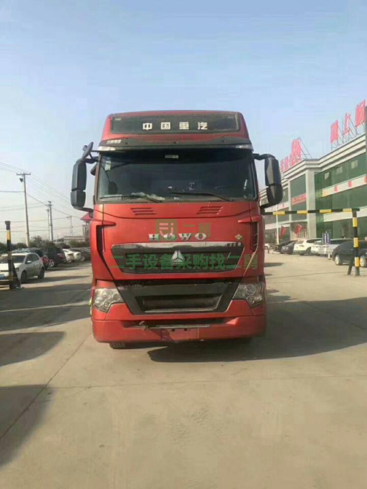 急售9成新牽引車重汽T7T7燒氣車，430馬力，支持分期