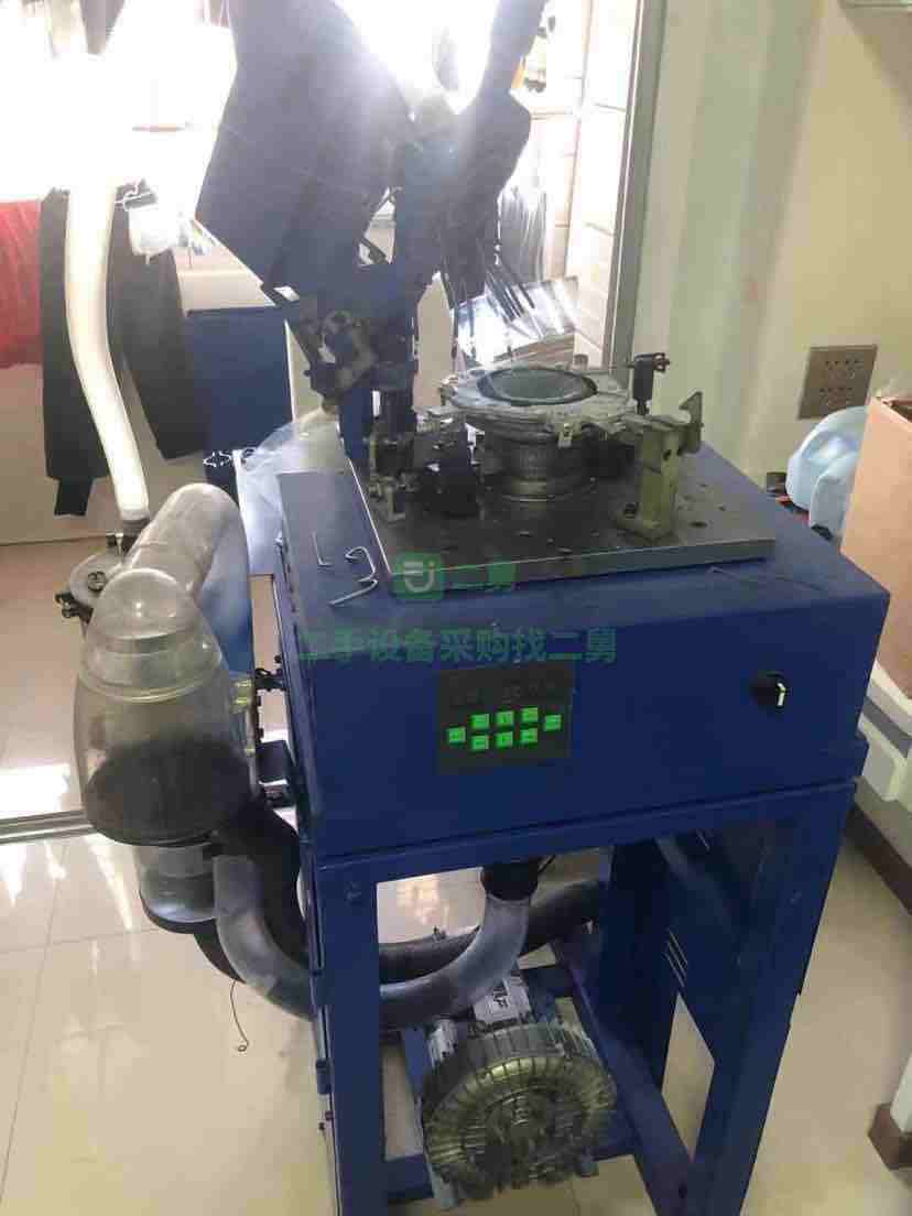 出售二手的襪子制造機、縫邊機，裁邊機，熨燙機都有