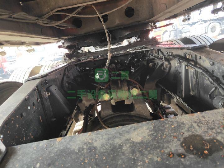 出售二手牽引車燃氣車 18年6月解放375馬力 支持分期