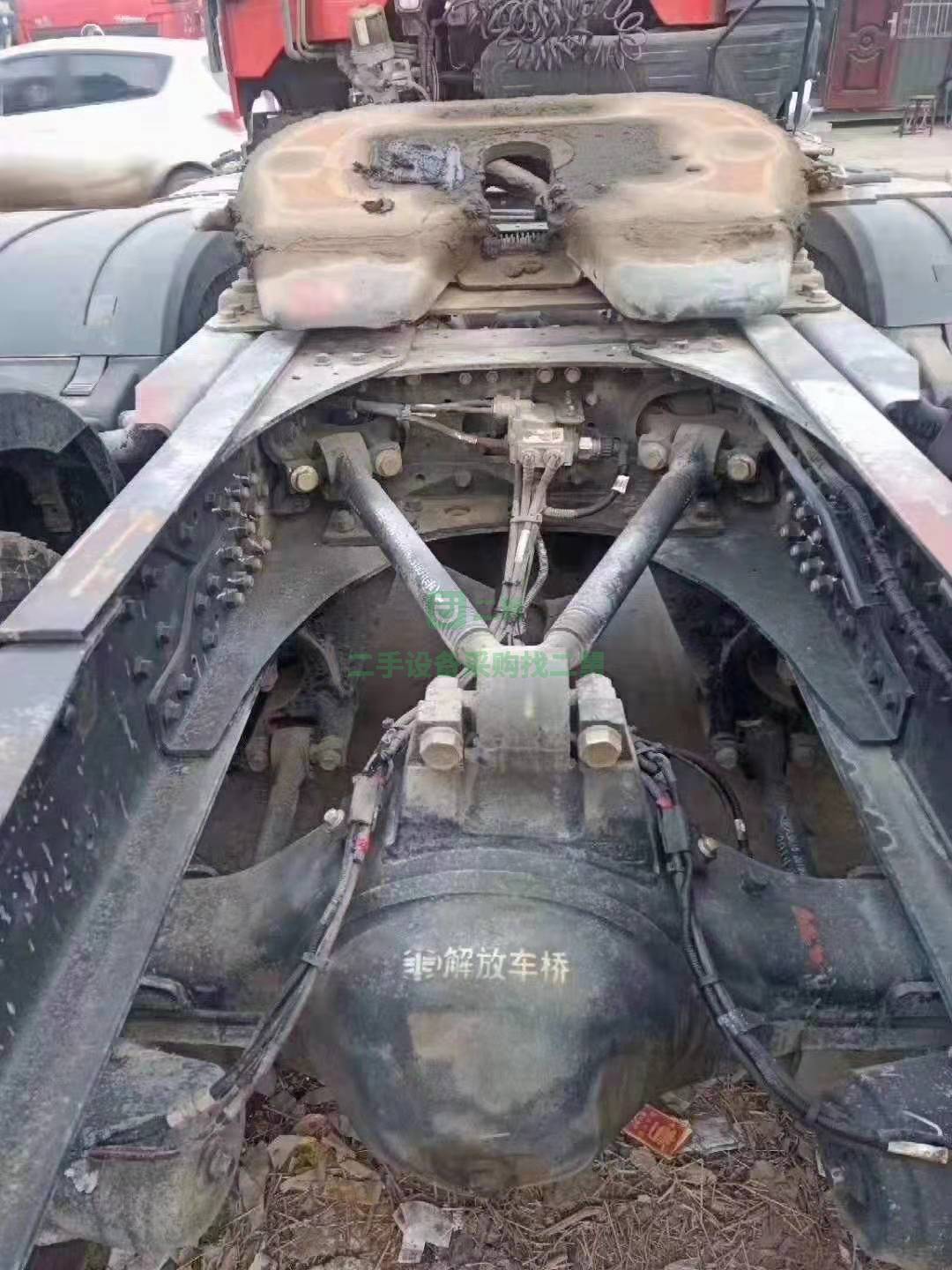 矮頂19年6月解放J6P牽引車420馬力 錫柴機輕體國五排