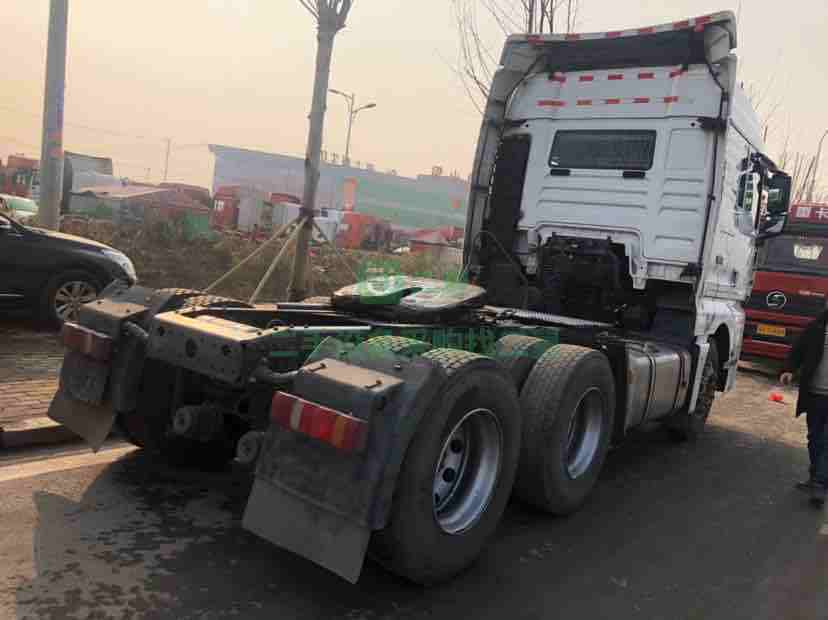 山東出售重汽汕德卡牽引車，國五排放標準，德國曼發動機540馬力，ZF變速箱16速帶液緩，雙驅輕體，車況精品，支持分期付款支持提檔過戶。