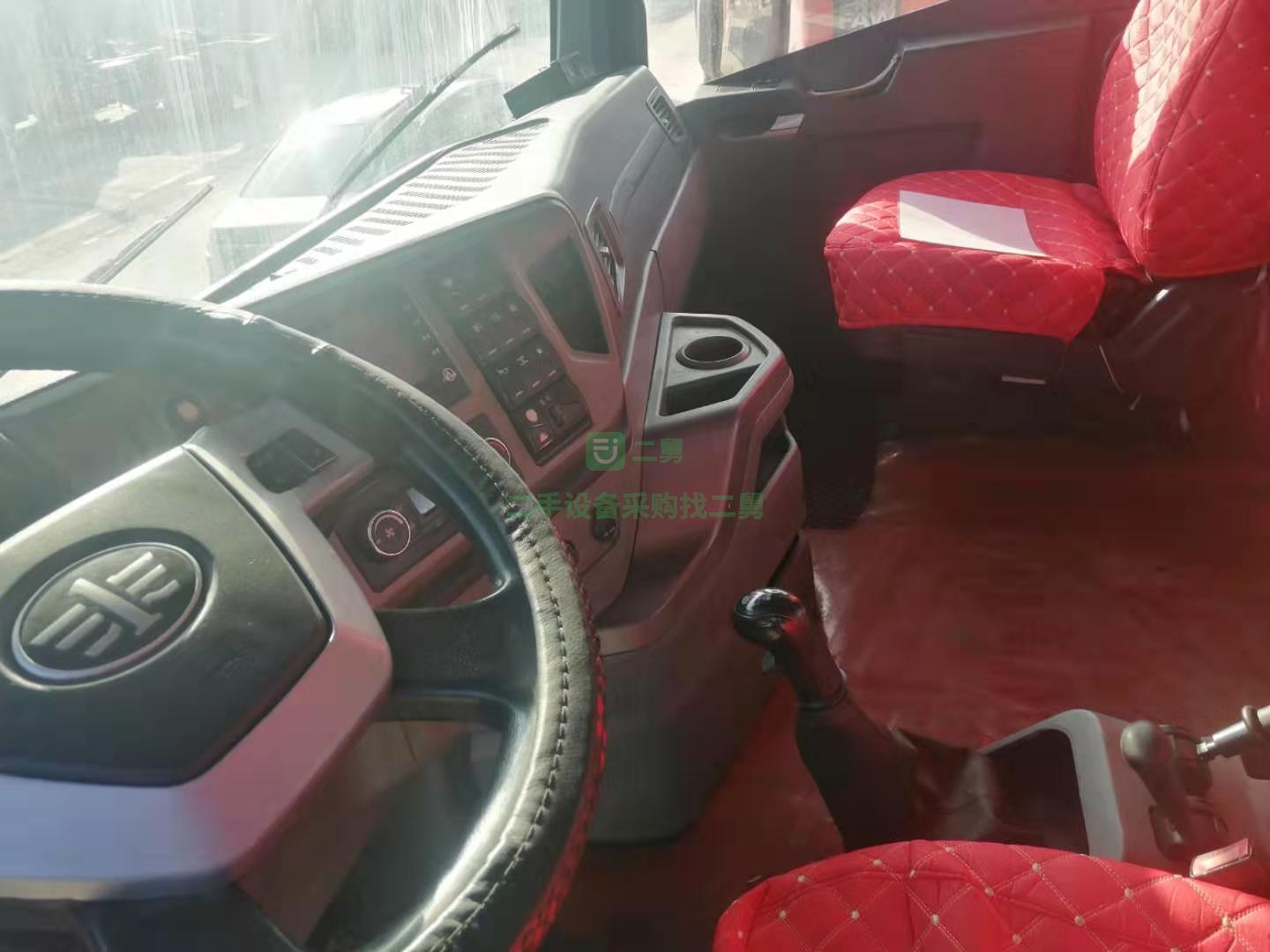 急售9成新牽引車解放JH6420HP，國五排放，雙驅輕體山東省濟寧市