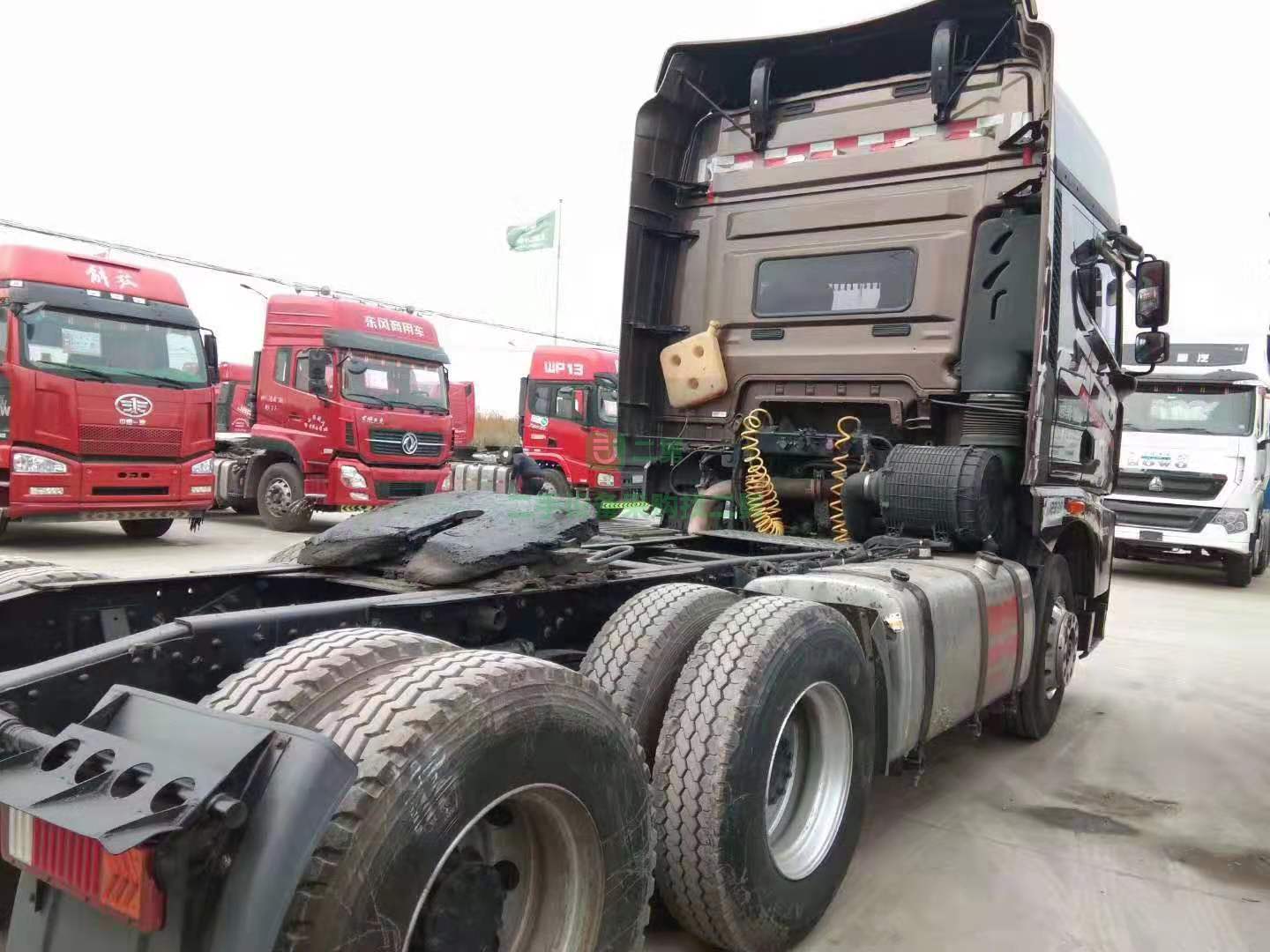 二手牽引車解放500馬力雙驅輕體