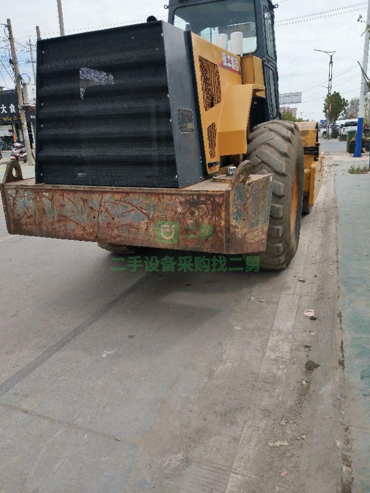 8成新振動壓路機徐工18