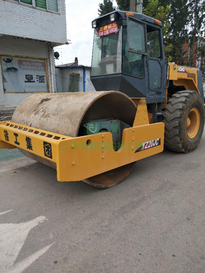8成新振動壓路機徐工18
