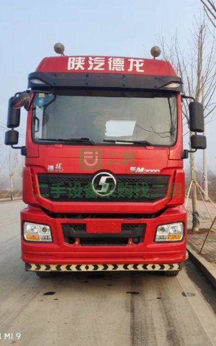 出售二手牽引車19年5月份德龍400馬力 汽貿(mào)扣押車1萬公里