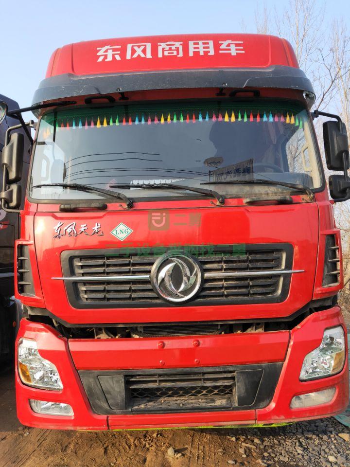 出售二手燃氣車牽引車 19年4月份 天龍440馬力 支持分期付款