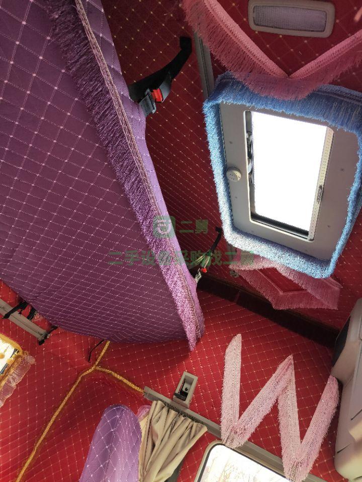 出售二手燃氣車牽引車 19年4月份 天龍440馬力 支持分期付款