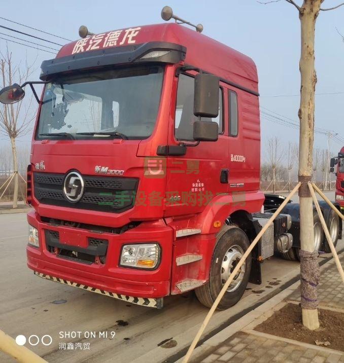 出售二手牽引車19年5月份德龍400馬力 汽貿(mào)扣押車1萬公里