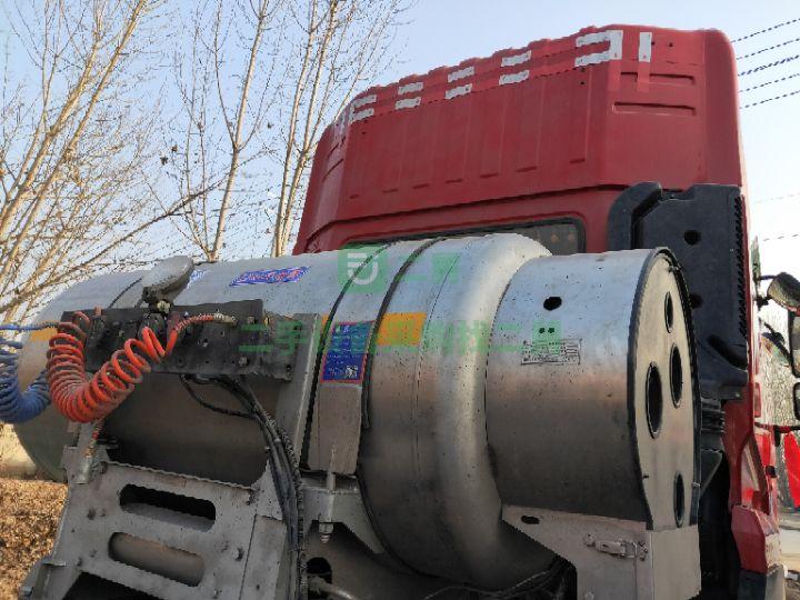 出售二手燃氣車牽引車 19年4月份 天龍440馬力 支持分期付款