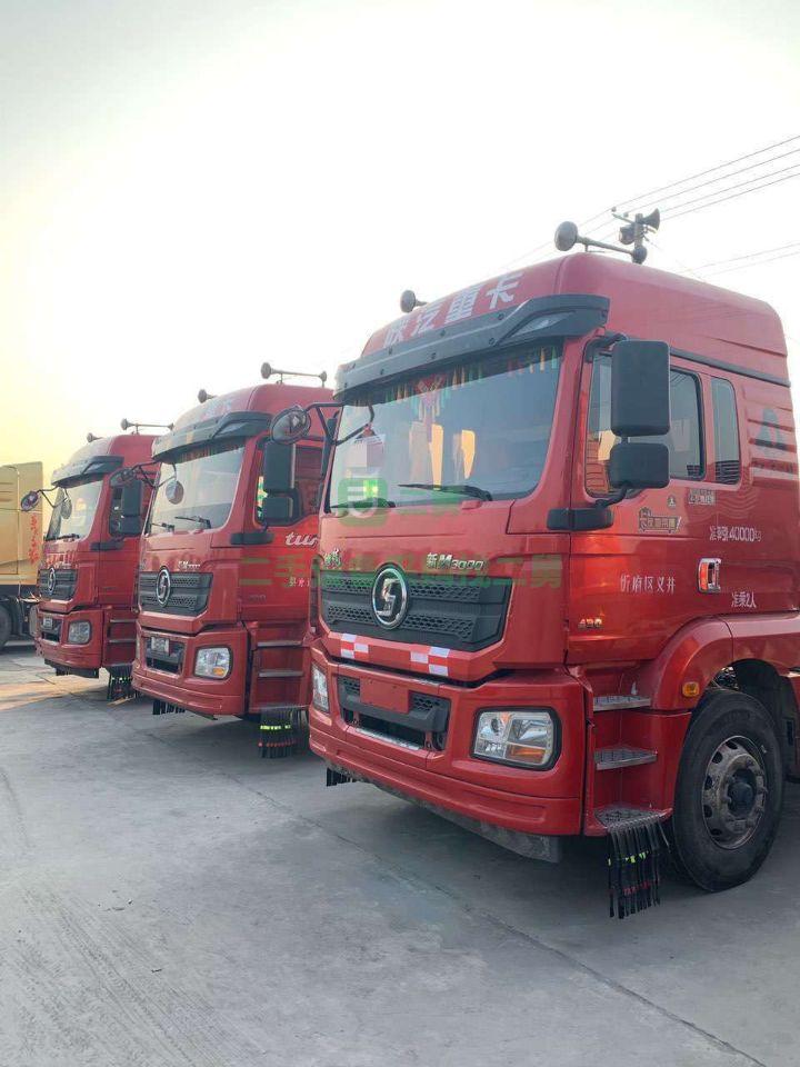 德龍新M3000牽引車頭，國五排放雙驅輕體