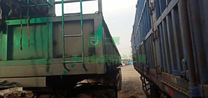 河北唐山急賣二手九成新的側翻掛車