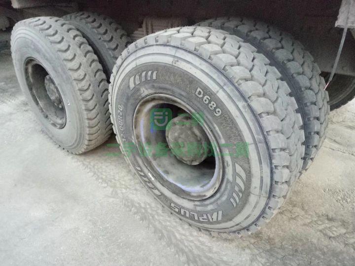 山東聊城出售二手的八成新的德龍側翻自卸車