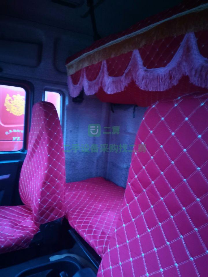精品車源超過性價比德龍新M3000牽引車